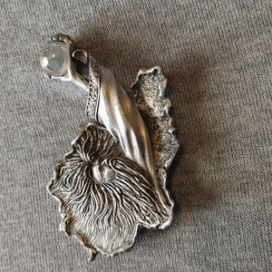 Wizard brooch